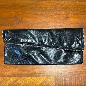Black clutch
